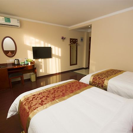 Greentree Inn Taizhou New District Hospital Of People' S Hospital Mingliu Express Hotel 외부 사진