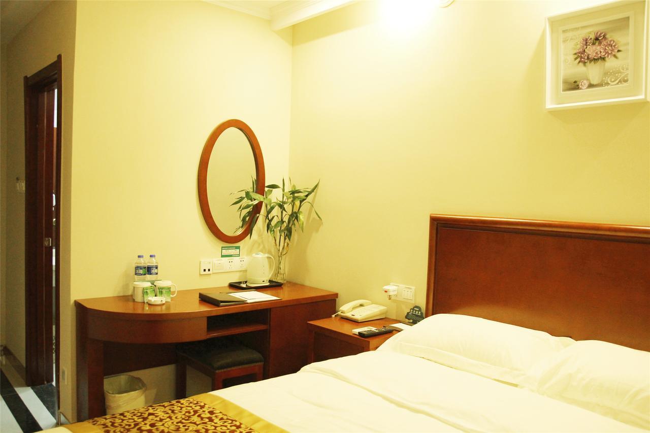 Greentree Inn Taizhou New District Hospital Of People' S Hospital Mingliu Express Hotel 외부 사진